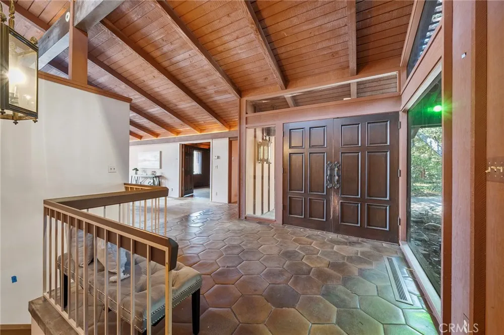 677 Deodar Bradbury, CA 91008