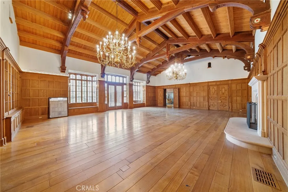 677 Deodar Bradbury, CA 91008