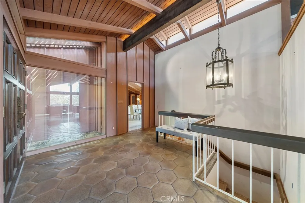 677 Deodar Bradbury, CA 91008
