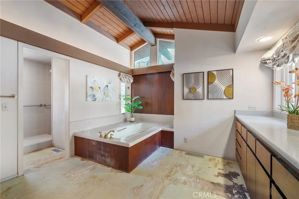 677 Deodar Bradbury, CA 91008