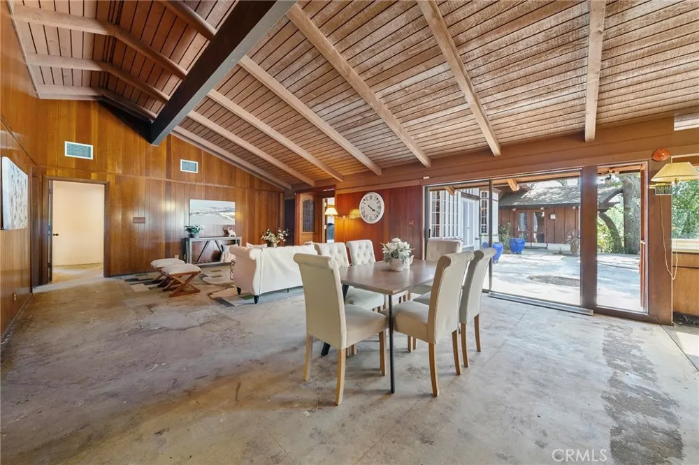677 Deodar Bradbury, CA 91008