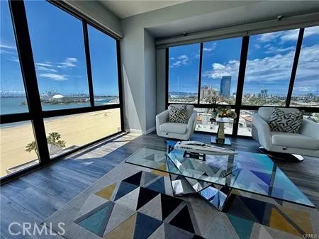 1310 E Ocean Boulevard #906 Long Beach, CA 90802
