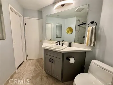 1310 E Ocean Boulevard #906 Long Beach, CA 90802