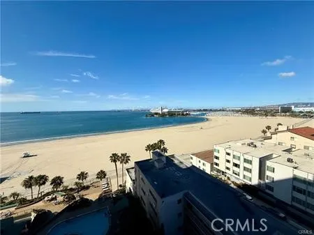 1310 E Ocean Boulevard #906 Long Beach, CA 90802