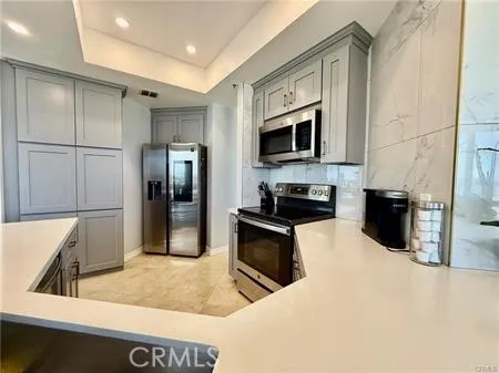 1310 E Ocean Boulevard #906 Long Beach, CA 90802