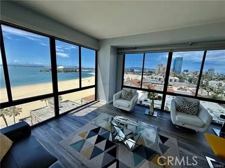 1310 E Ocean Boulevard #906 Long Beach, CA 90802