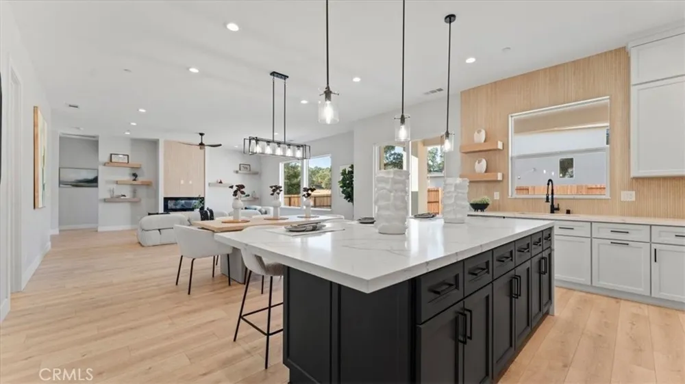 1 Thunder Rock Court Oroville, CA 95966
