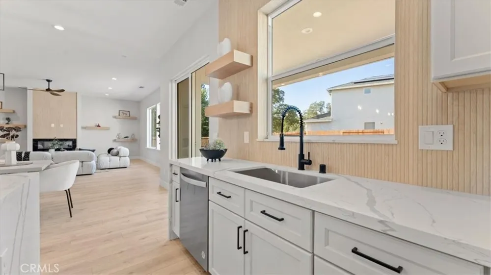 1 Thunder Rock Court Oroville, CA 95966