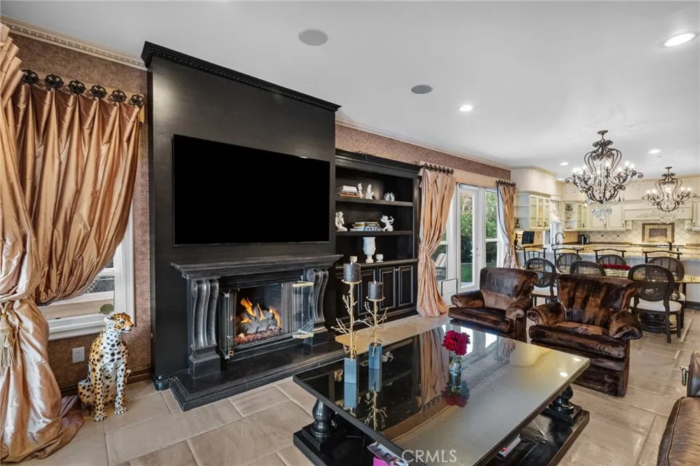 3724 Winford Drive Tarzana, CA 91356
