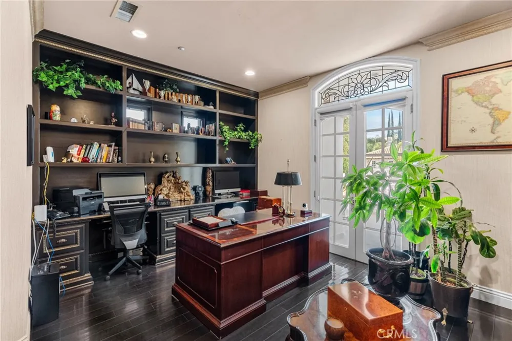 3724 Winford Drive Tarzana, CA 91356