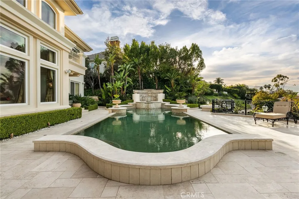 3724 Winford Drive Tarzana, CA 91356
