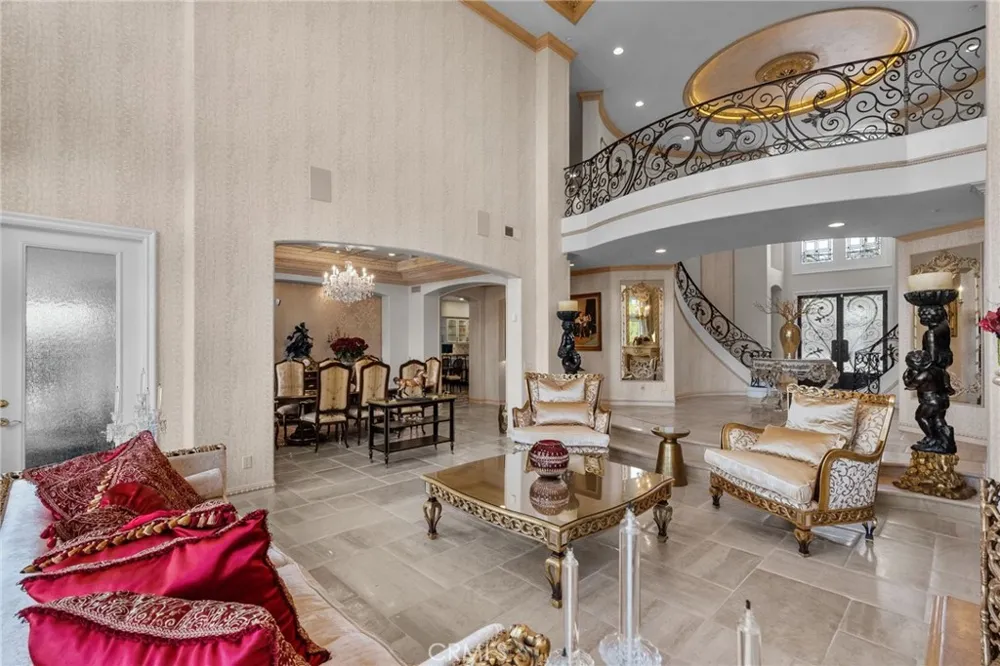 3724 Winford Drive Tarzana, CA 91356