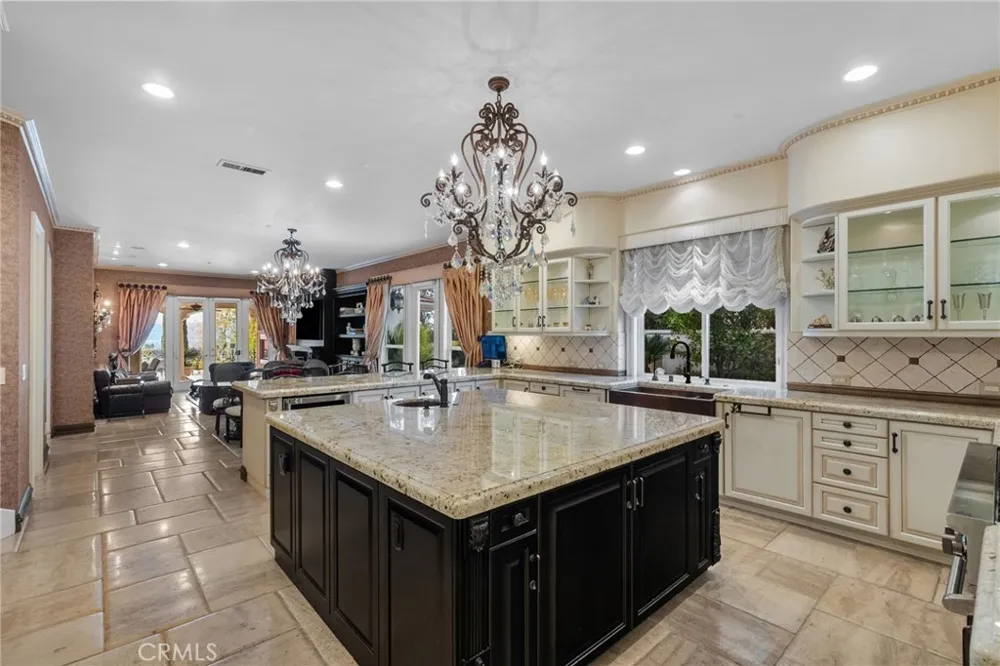 3724 Winford Drive Tarzana, CA 91356