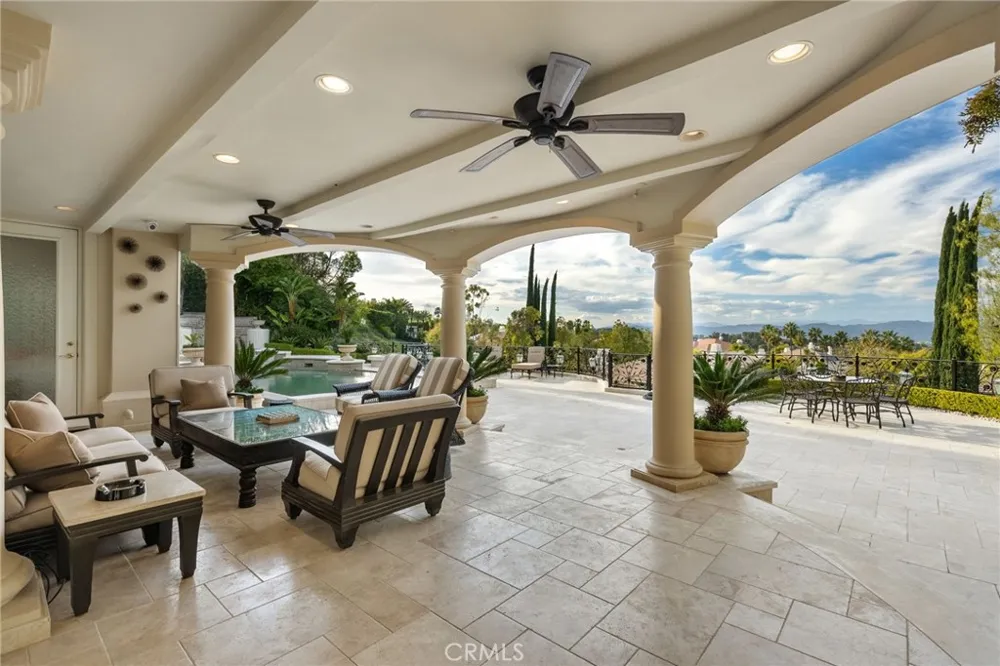 3724 Winford Drive Tarzana, CA 91356