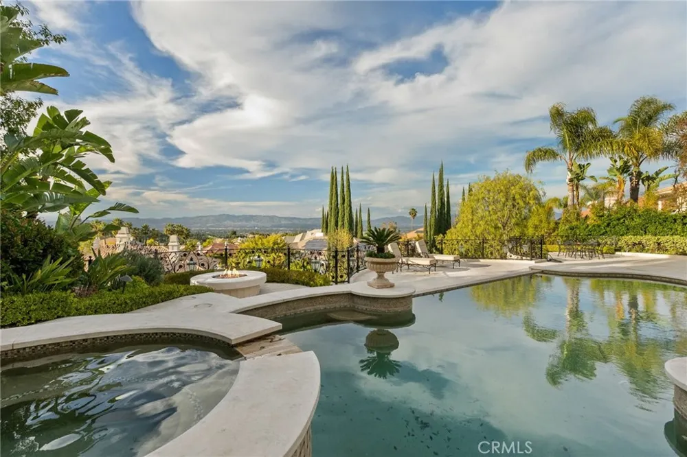 3724 Winford Drive Tarzana, CA 91356