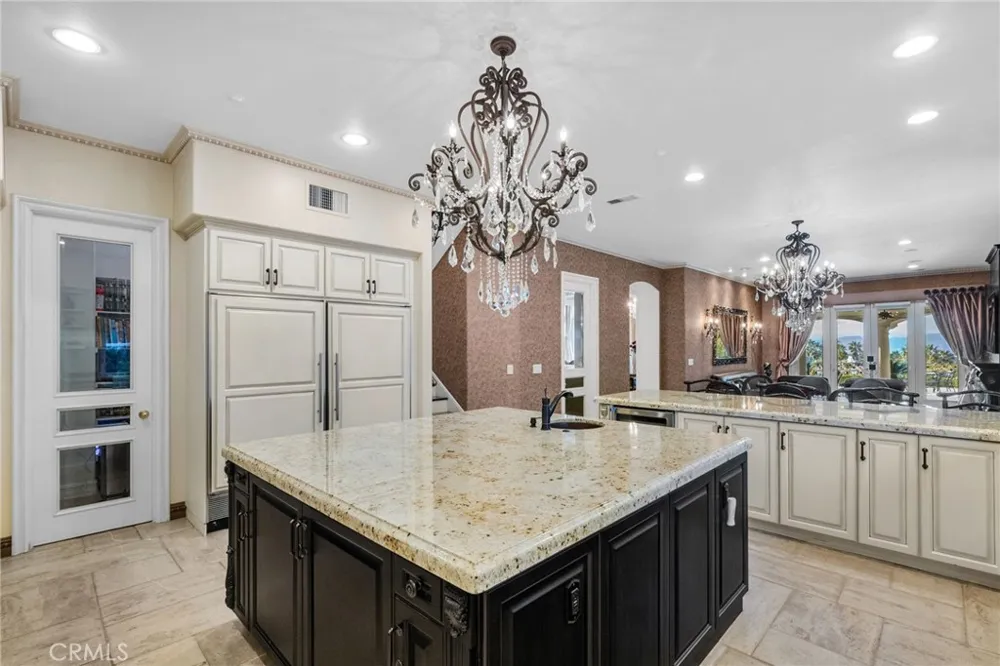 3724 Winford Drive Tarzana, CA 91356