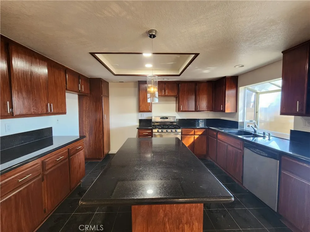 1846 E Milling Lancaster, CA 93535