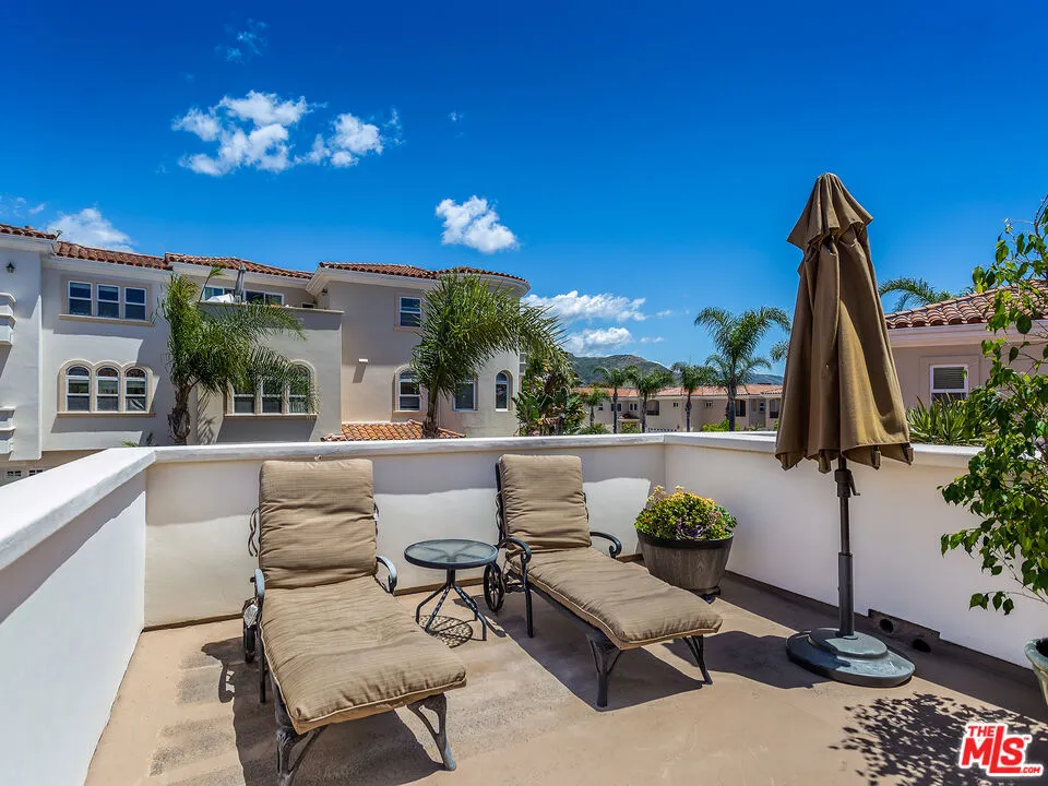23949 De Ville Way Malibu, CA 90265