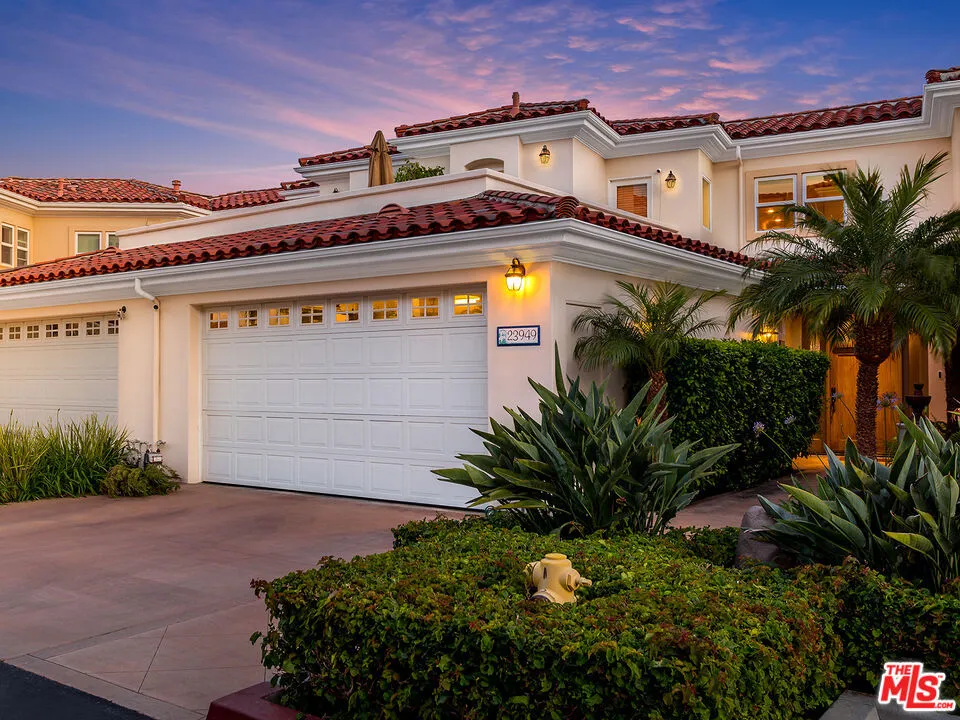 23949 De Ville Way Malibu, CA 90265
