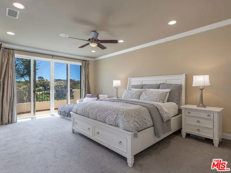 23949 De Ville Way Malibu, CA 90265