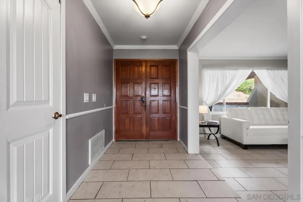 24381 Rutherford Ramona, CA 92065