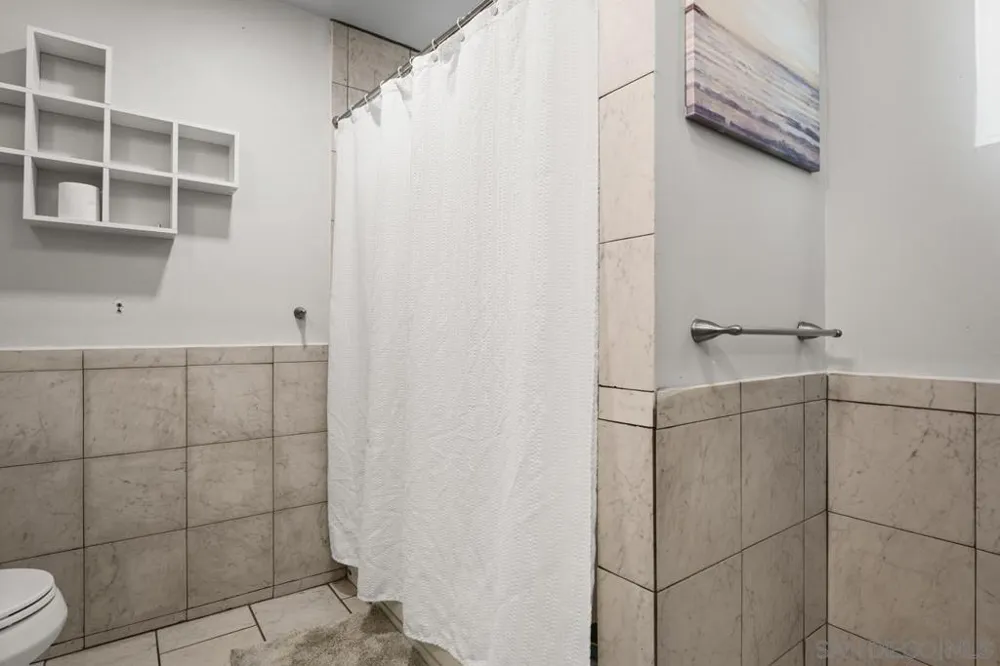 24381 Rutherford Ramona, CA 92065