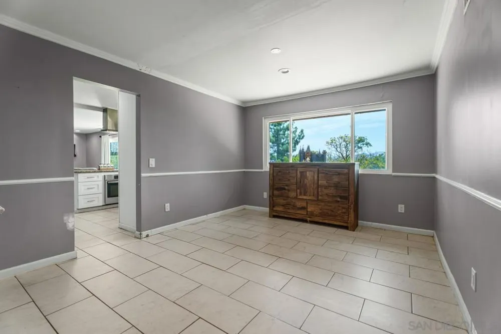 24381 Rutherford Ramona, CA 92065