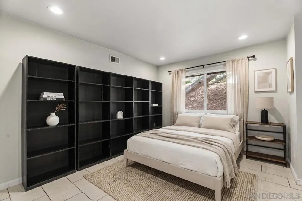 24381 Rutherford Ramona, CA 92065
