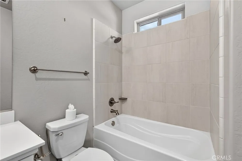 11315 Via San Toma Drive Fresno, CA 93730