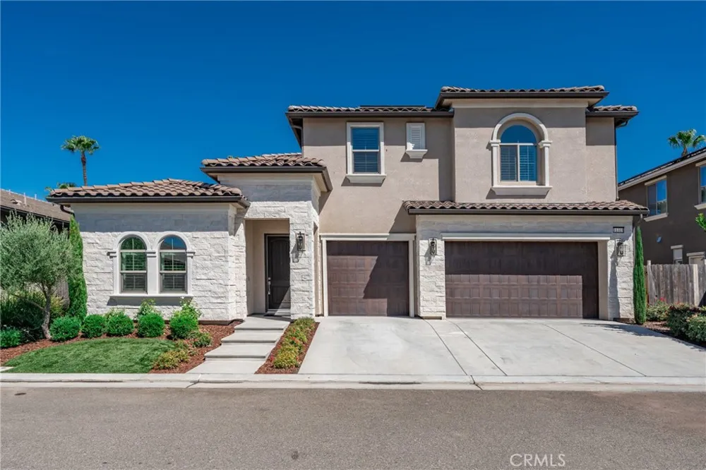 11315 Via San Toma Drive Fresno, CA 93730