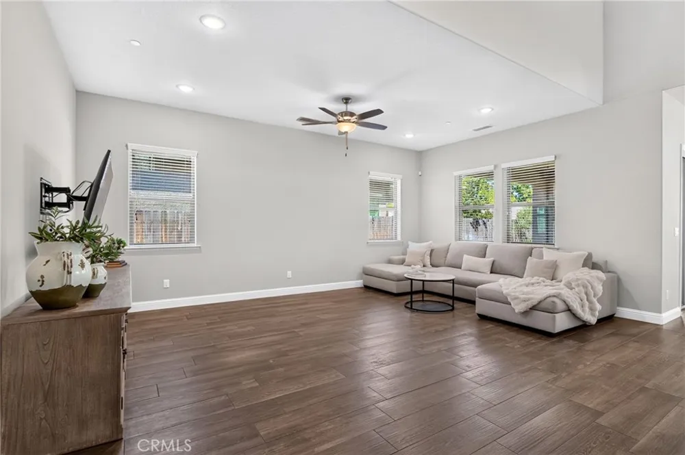 11315 Via San Toma Drive Fresno, CA 93730