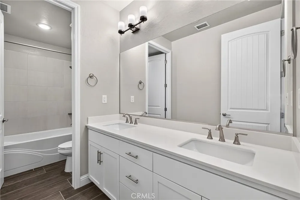 11315 Via San Toma Drive Fresno, CA 93730