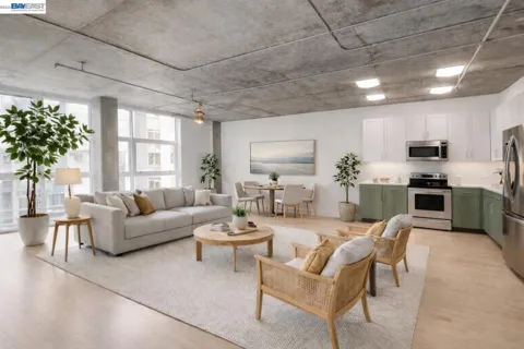 311 Oak St #720