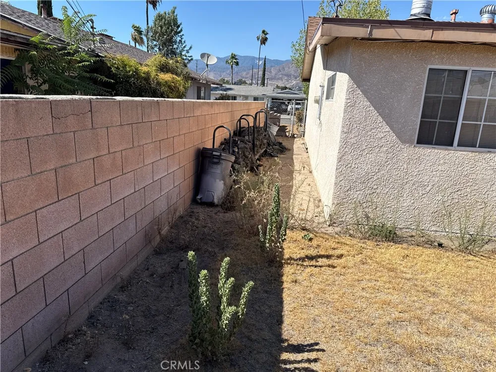 27349 7th Highland, CA 92346