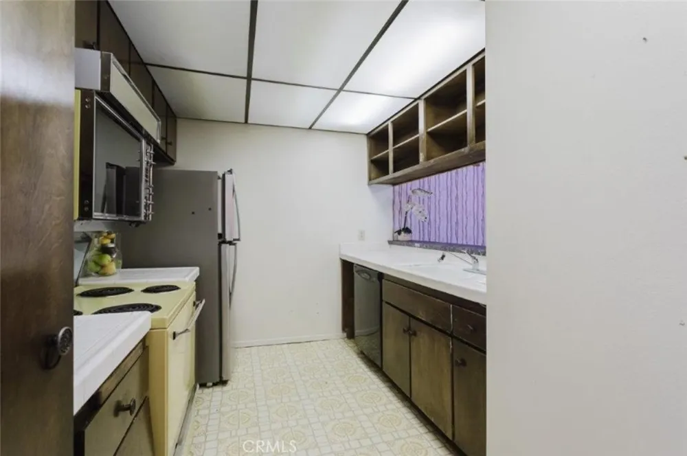 3481 Stancrest Drive #334 Glendale, CA 91208