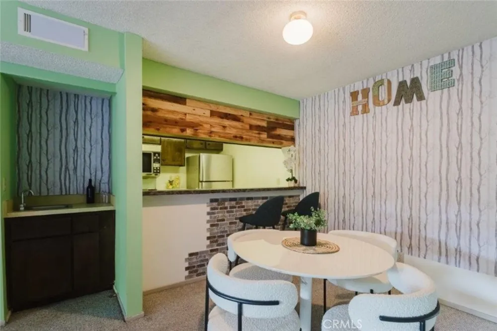 3481 Stancrest Drive #334 Glendale, CA 91208