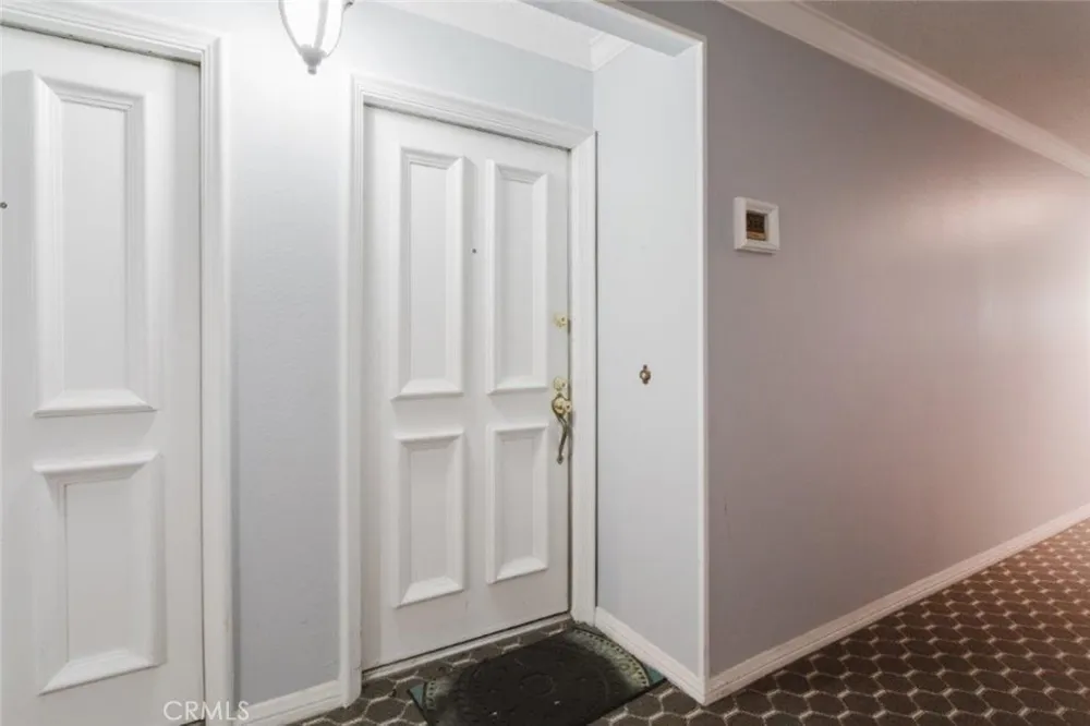 3481 Stancrest Drive #334 Glendale, CA 91208