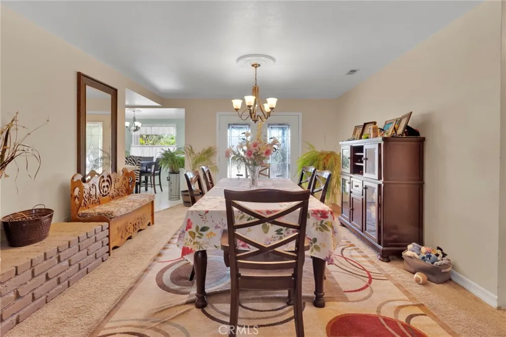 7313 Newhall Avenue Hesperia, CA 92345