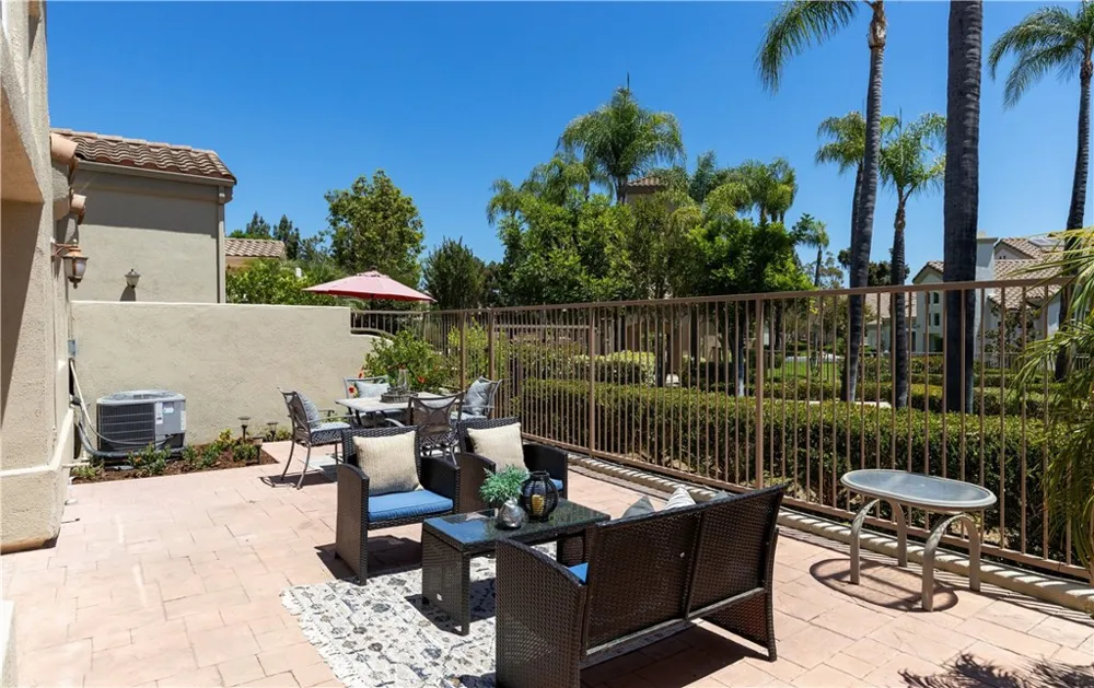 30 Calle Del Sur Rancho Santa Margarita, CA 92688