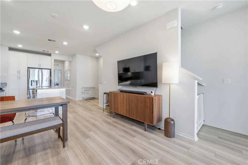 1756 Cayton Loop West Covina, CA 91790