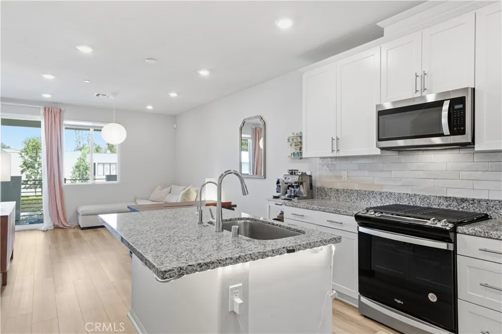 1756 Cayton Loop West Covina, CA 91790