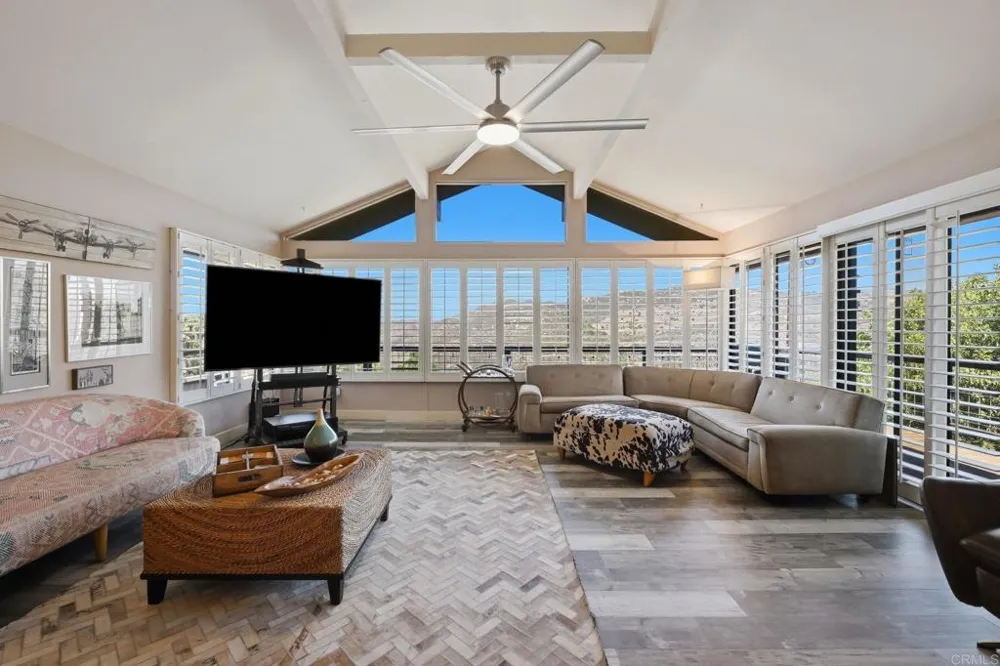 1866 Santa Margarita Fallbrook, CA 92028