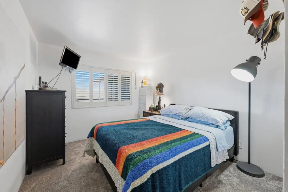 1866 Santa Margarita Fallbrook, CA 92028