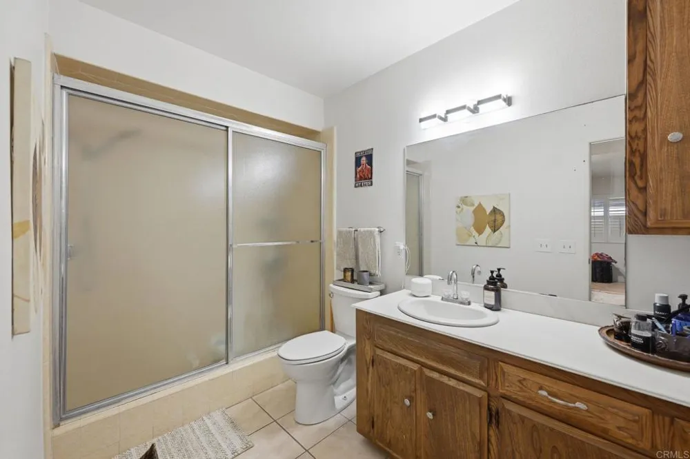 1866 Santa Margarita Fallbrook, CA 92028