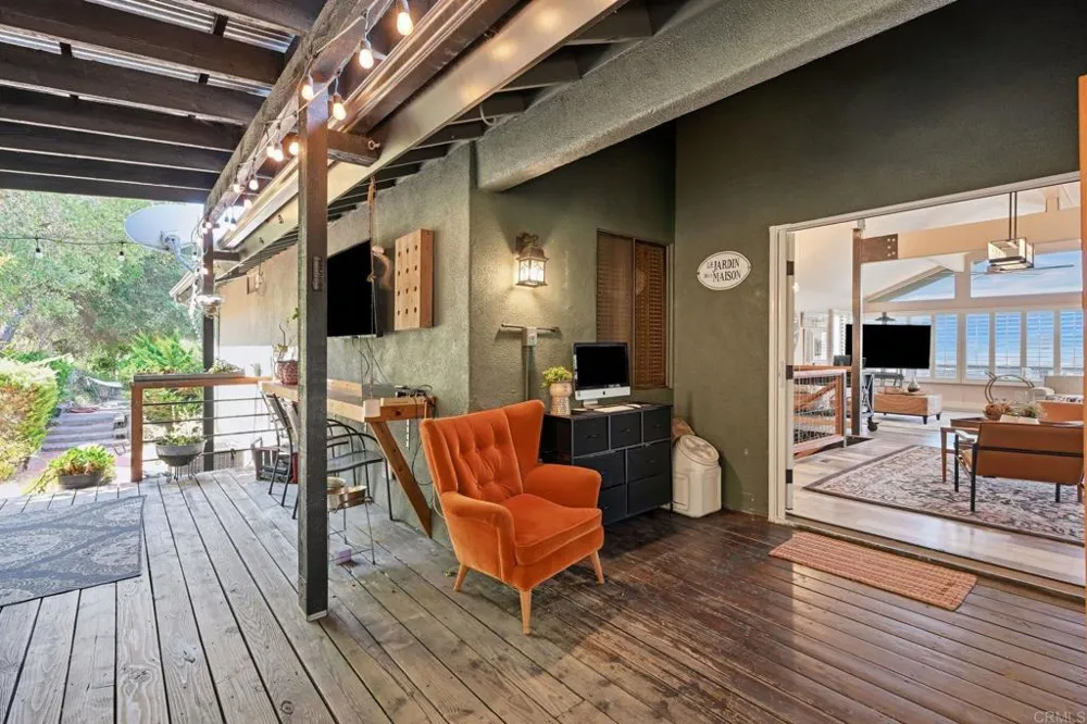 1866 Santa Margarita Fallbrook, CA 92028