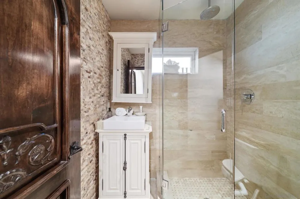 7853 Via Capri La Jolla, CA 92037