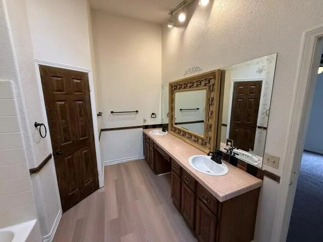 54420 Eisenhower Drive La Quinta, CA 92253