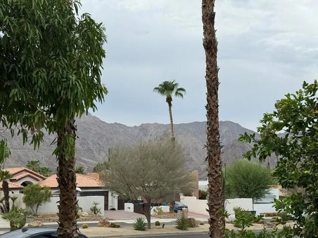 54420 Eisenhower Drive La Quinta, CA 92253