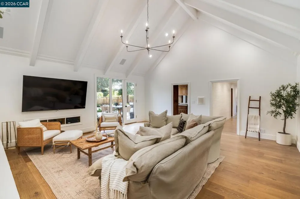 134 Pepperwood Ct Danville, CA 94506