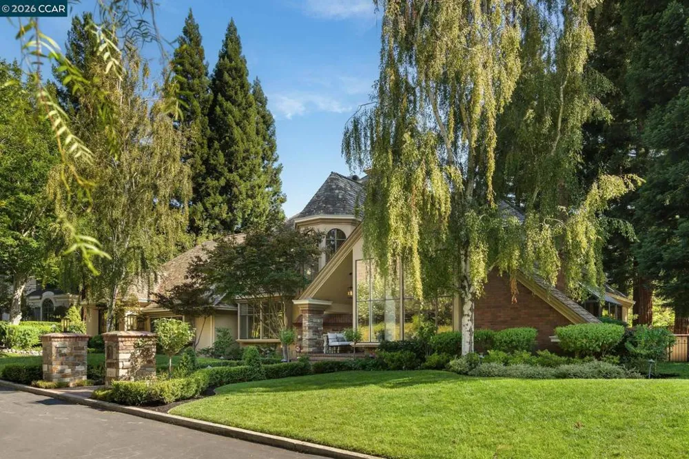 134 Pepperwood Ct Danville, CA 94506
